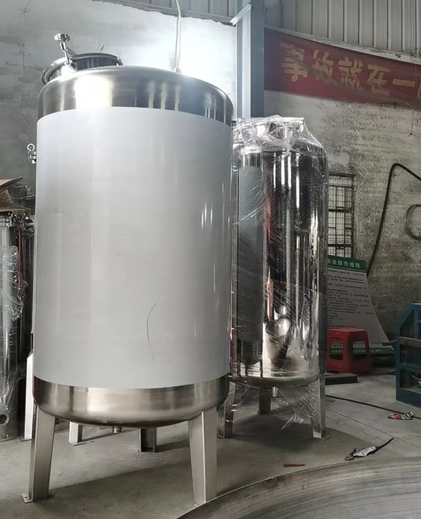定制不锈钢无菌水箱 双镜面纯水箱，2吨/3吨/4吨多规格储存罐的高效选择